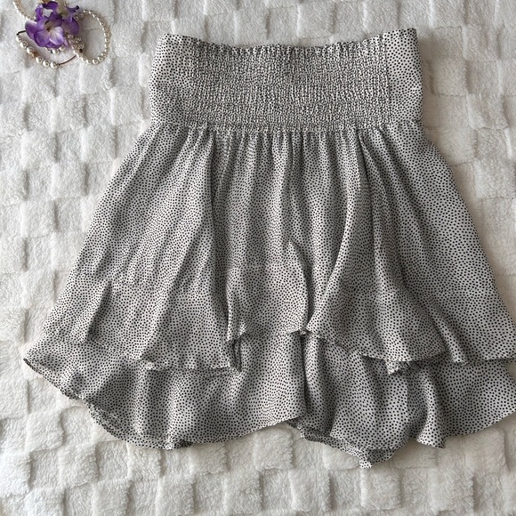 ALC Black and White Smocked Bubble Mini Skirt - Picture 1 of 10